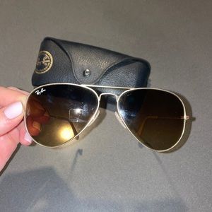 Ray ban Gold Aviators - large metal